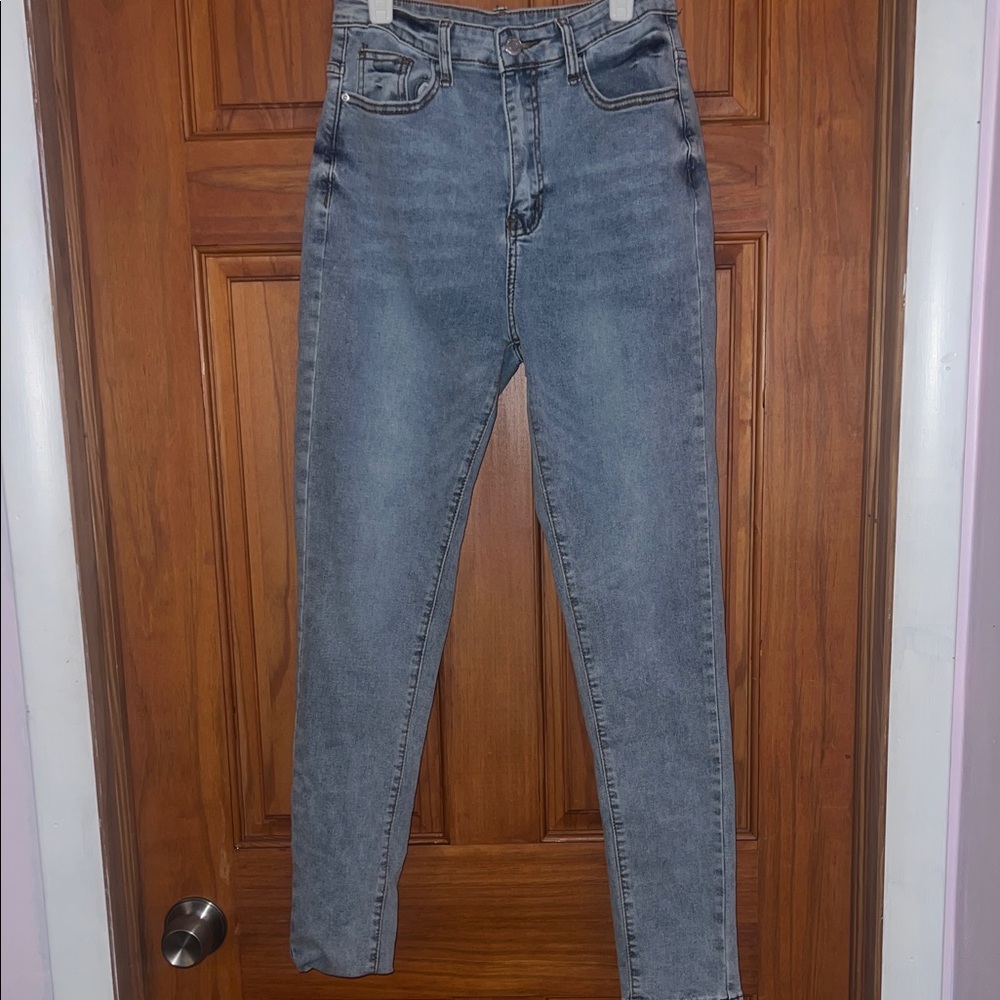 SHEIN Women’s Slim Straight High-Rise Jeans